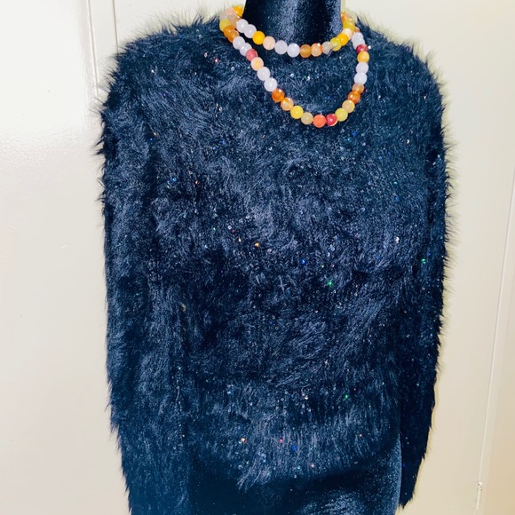 Zara knit top/sweater - Picture 2 of 7